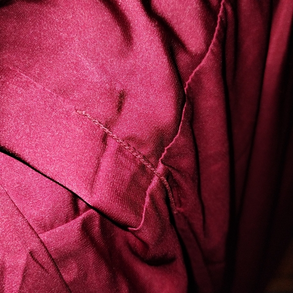 Alexia Admor red turtleneck dress, long sleeve, gathered at the waist - Picture 6 of 12